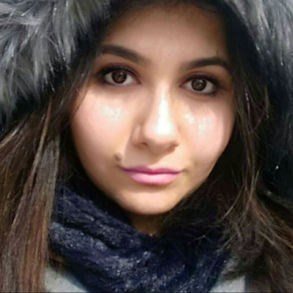 Meet your Posher, Batool